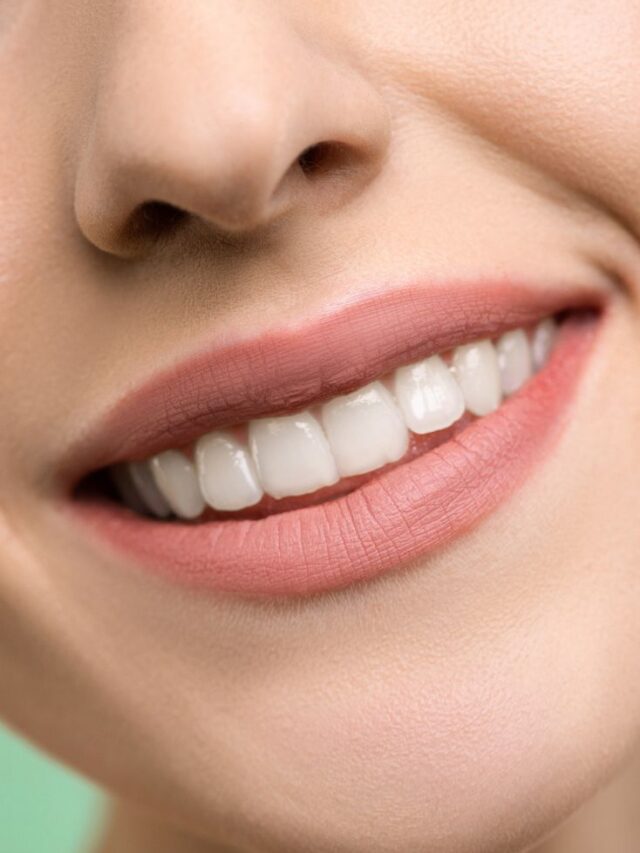 Brushing Before Bed: 10 Reasons Why It's Important