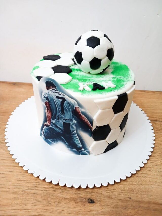 Top 10 Cristiano Ronaldo Cake ideas for 2024